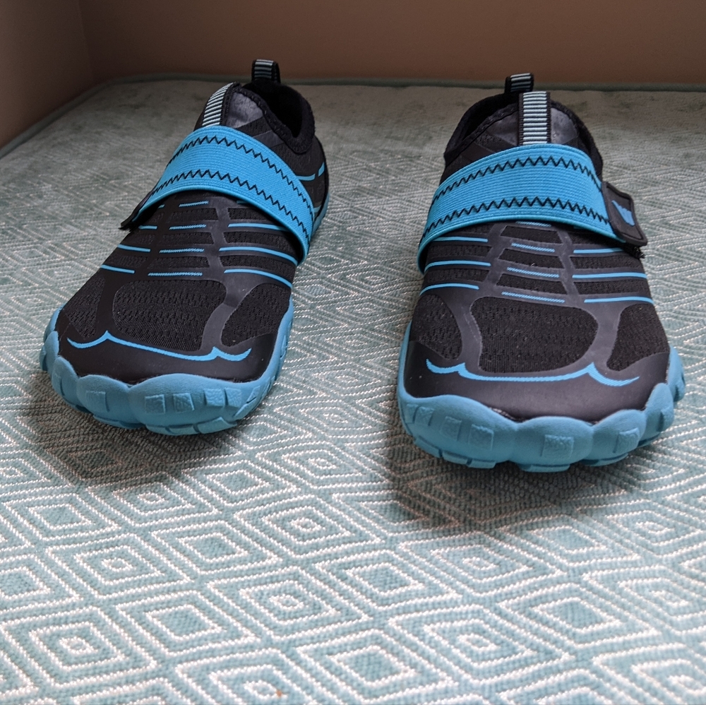Water Shoes - Picture 3 of 8